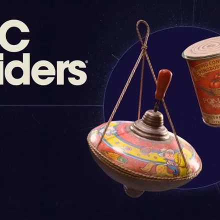 Spinning Top and Canned Tomatoes Backpack Charms Arc Raiders Twitch Drops