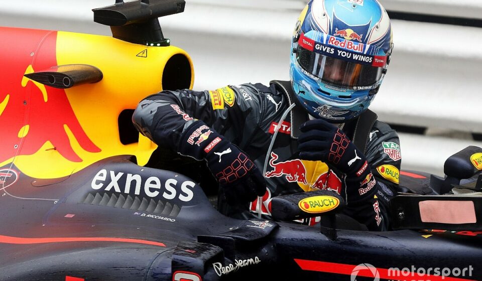 Il y a 10 ans, Red Bull tirait une balle dans le pied de Ricciardo à Monaco