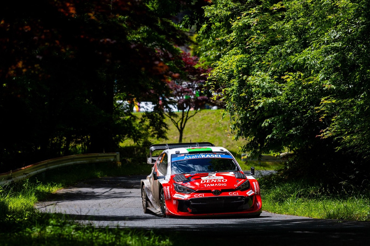 Evans implacable au Japon face à Solberg et Ogier