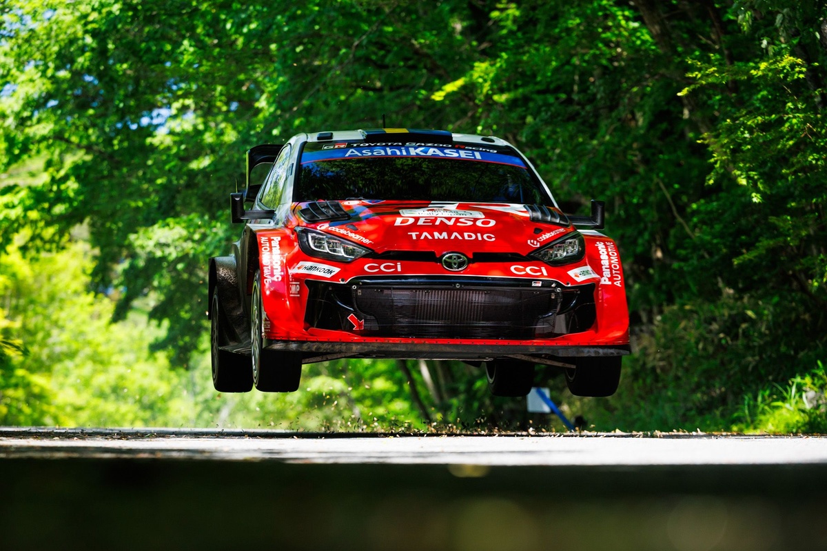 Solberg devient une menace pour Evans au Rallye du Japon