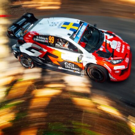 Solberg sort de la route au Rallye du Japon