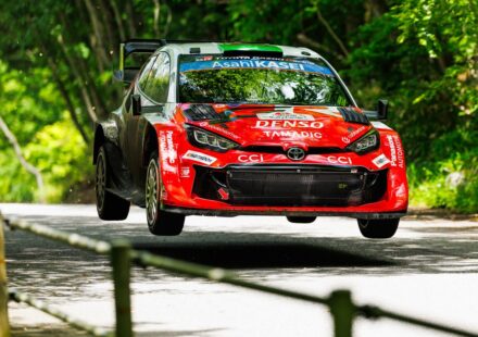 Evans tient Ogier à distance au Rallye du Japon