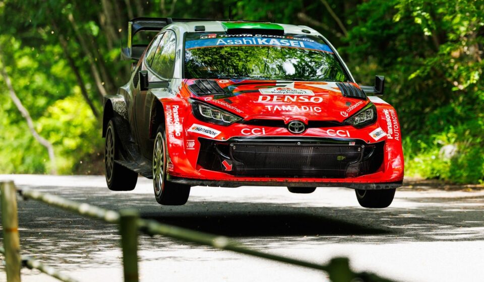 Evans tient Ogier à distance au Rallye du Japon