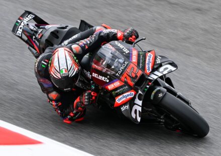Bezzecchi emmène le tout premier triplé Aprilia en qualifications !