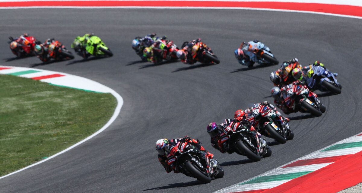 Bezzecchi se balade à domicile, Martín assure le doublé à Aprilia
