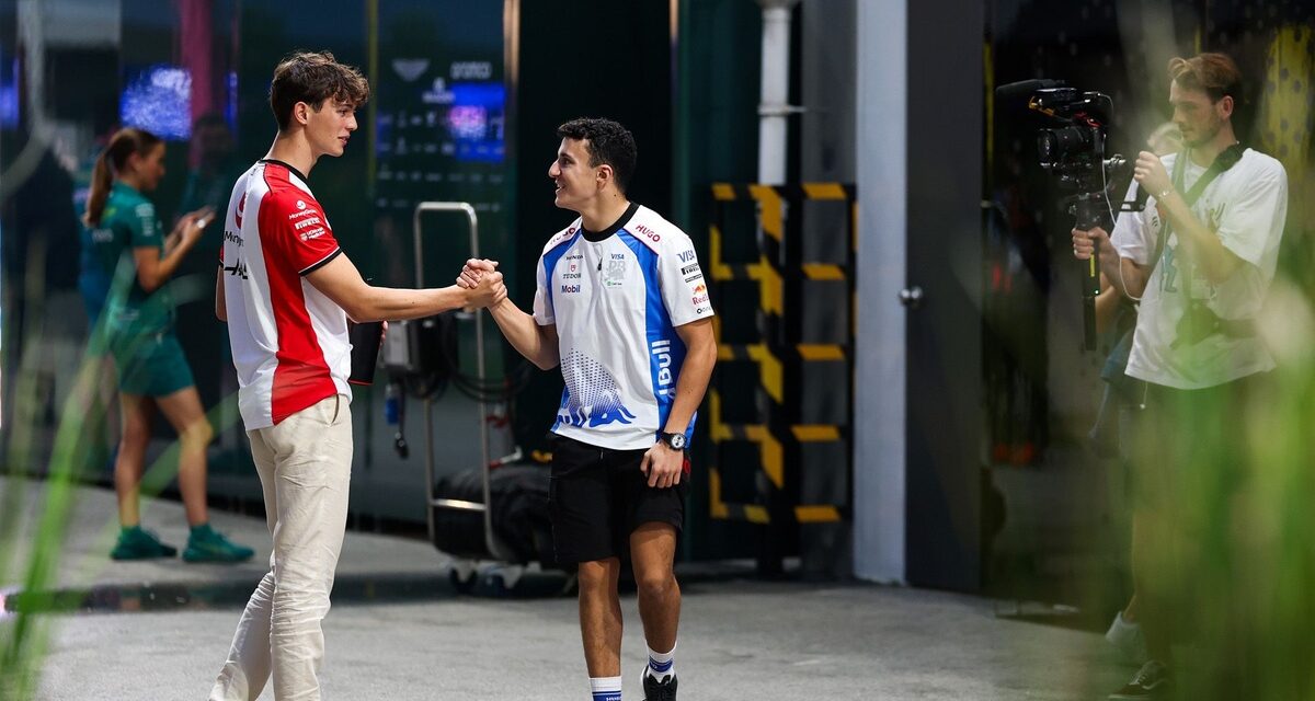 Pourquoi Bearman et Hadjar doivent "mériter le droit" de suivre Verstappen