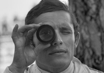 Trois photos pour une légende : dans l'objectif de Jacky Ickx