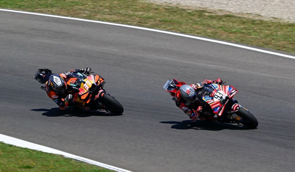 Comment Acosta a cherché à profiter de sa position derrière Márquez
