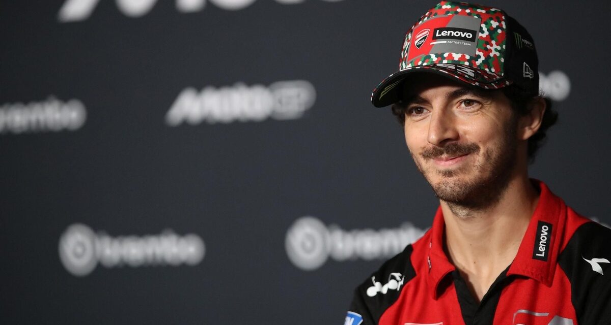 Un "état d'esprit différent" dont profite Bagnaia : "Je promets qu'on va y arriver"