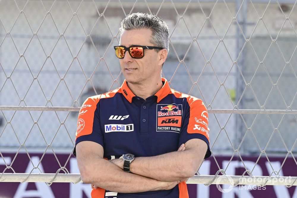 Francesco Guidotti lidera su tercera escudería en MotoGP