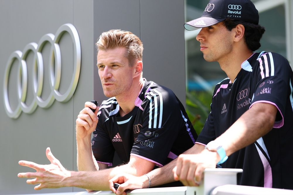 Nico Hülkenberg y Gabriel Bortoleto, pilotos de Audi en 2026