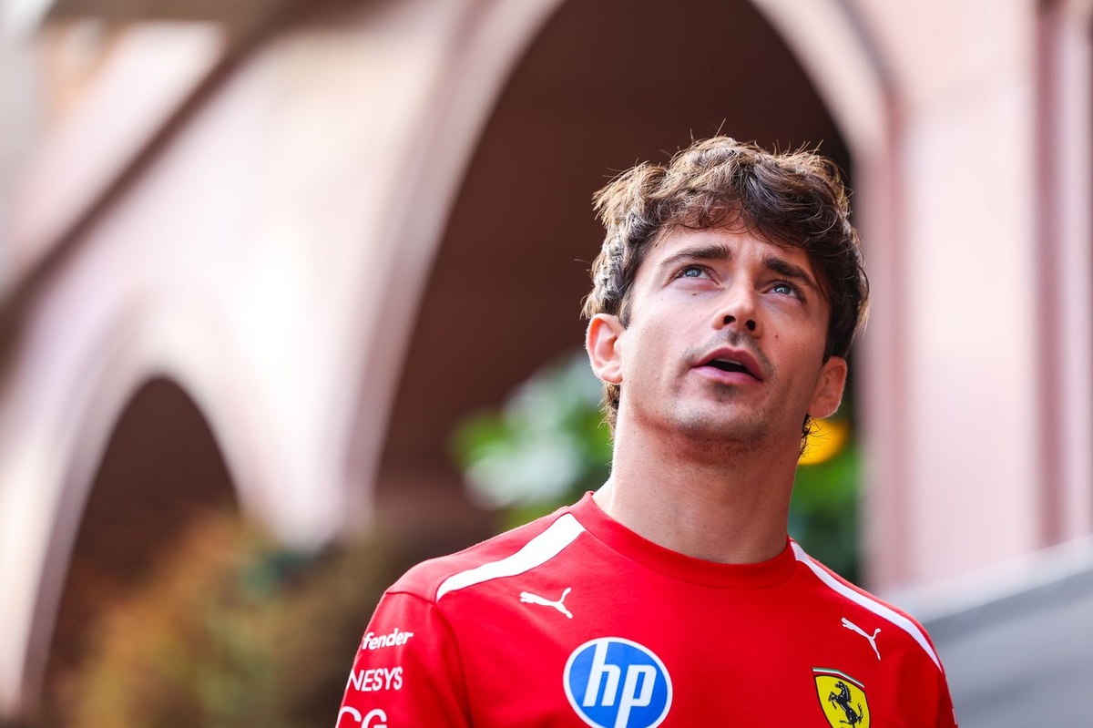 Leclerc assure n'avoir "jamais vraiment envisagé" de quitter Ferrari