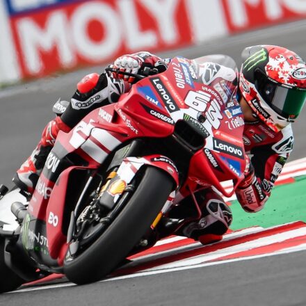Bagnaia ralenti par un incompréhensible manque d'adhérence