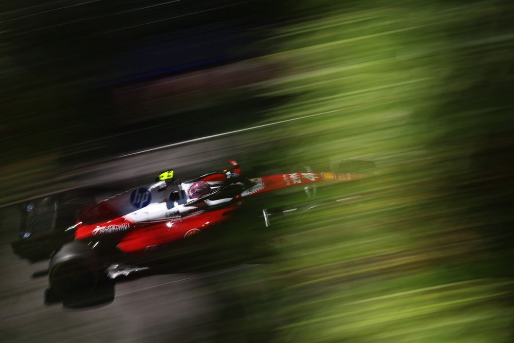 Lewis Hamilton en su Ferrari 2026