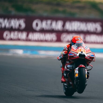 Márquez se montre, devant Di Giannantonio et Acosta
