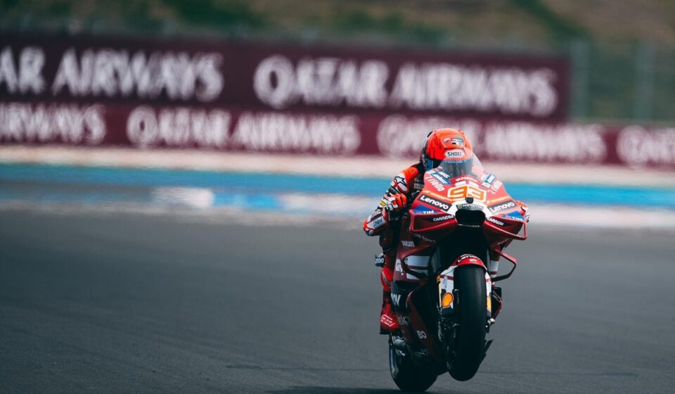 Márquez se montre, devant Di Giannantonio et Acosta