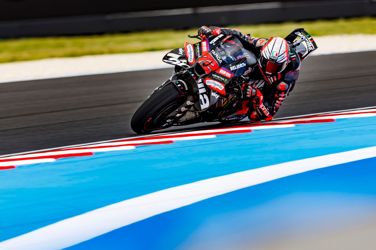 Bezzecchi en contrôle, Márquez à 97 points