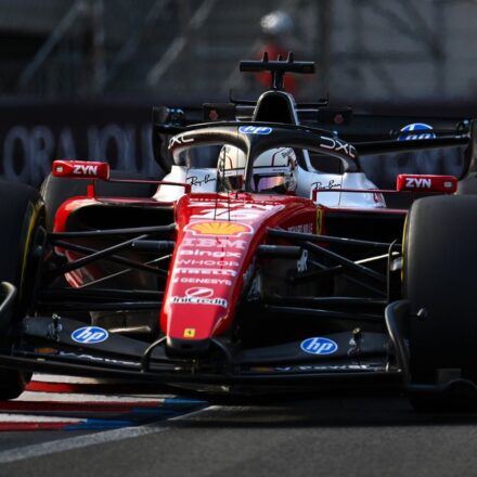 Leclerc toujours en souffrance au freinage et battu par Hamilton dans son jardin