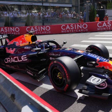 D'un "dos tout neuf" à la première ligne : la résurgence surprise de Verstappen à Monaco