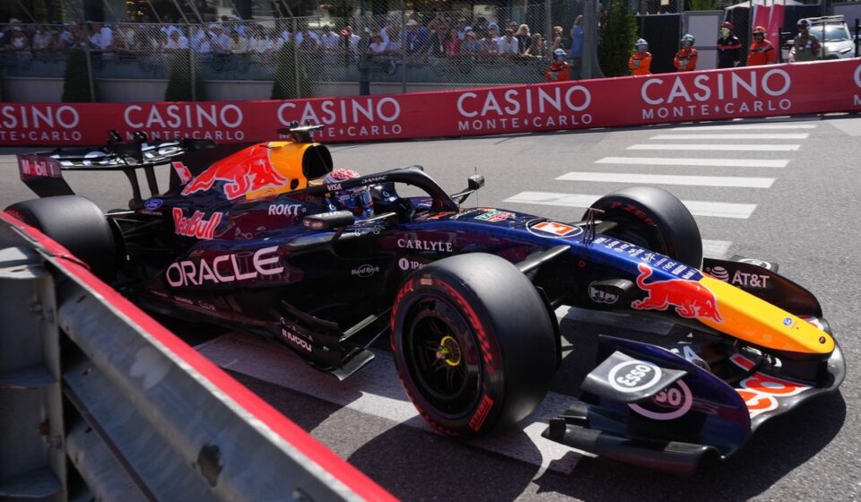 D'un "dos tout neuf" à la première ligne : la résurgence surprise de Verstappen à Monaco