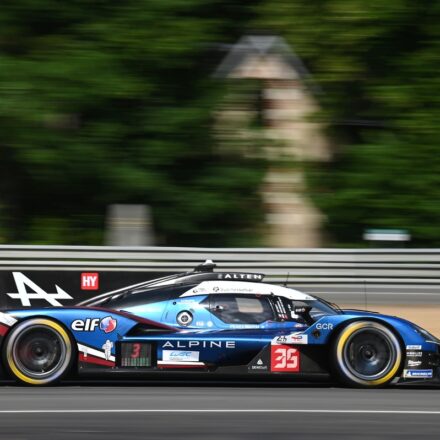 Alpine devra "être compétitif toute la course" pour croire au podium au Mans