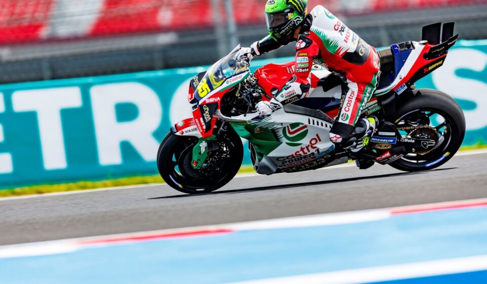 Cal Crutchlow encore distancé... mais encore au départ à Brno !
