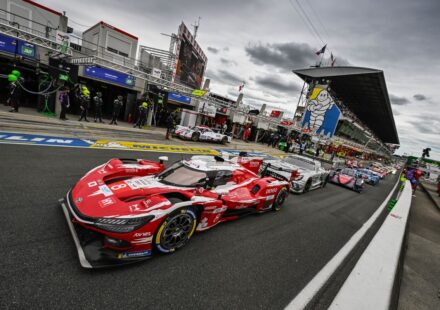 Toyota impose son rythme au Mans, Ferrari sous tension
