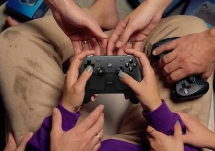 Steam Controller Demand Surges While Valve Extends Reservation Orders Until 2027