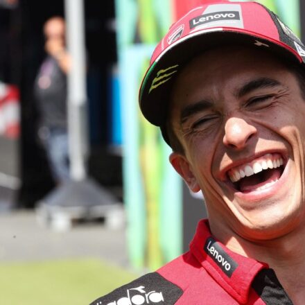 Márquez veut-il faire craquer Bezzecchi ? "Il n'aime pas la pression !"