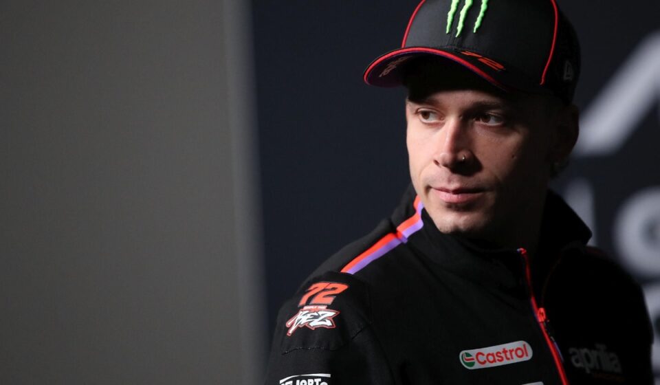 Coup de tonnerre à Brno : Bezzecchi est suspendu pour la course !