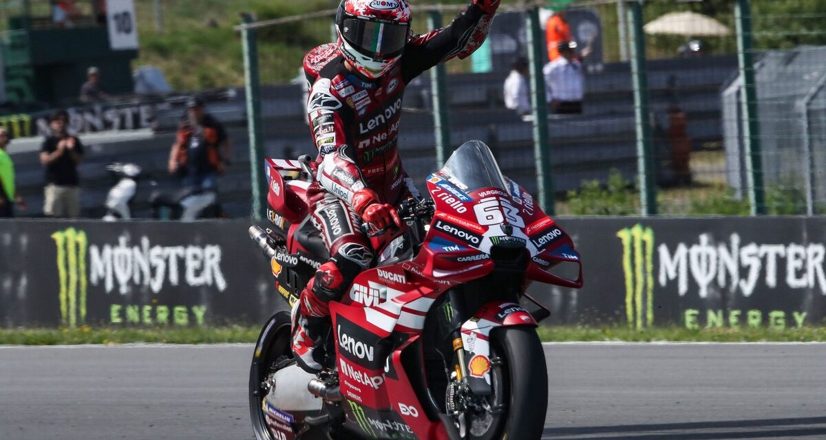 Premier succès 2026 pour Bagnaia, Bezzecchi à la faute