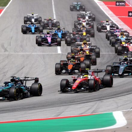 Ben Sulayem espère des F1 plus légères de 150 kg grâce au V8