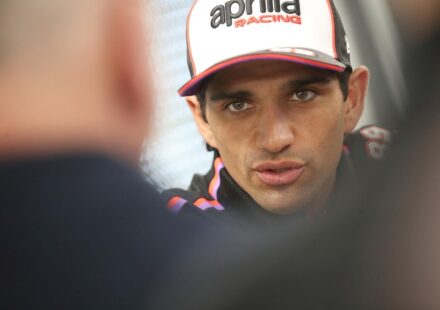 Martín aimerait qu'Aprilia le défende comme Bezzecchi