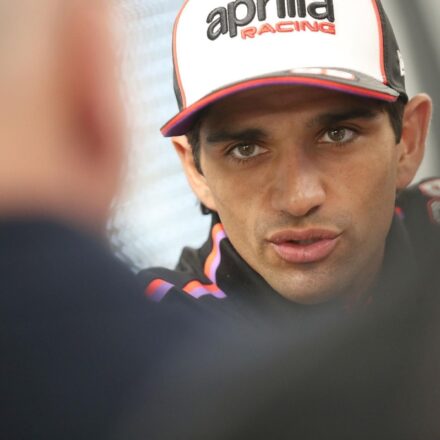 Martín aimerait qu'Aprilia le défende comme Bezzecchi