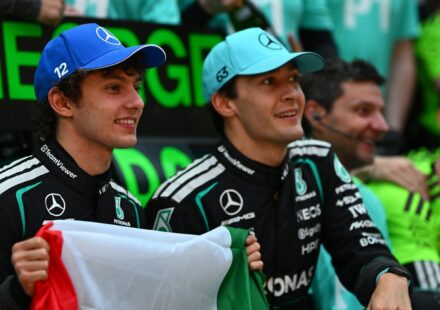 Mercedes répond aux soupçons de favoritisme entre Russell et Antonelli