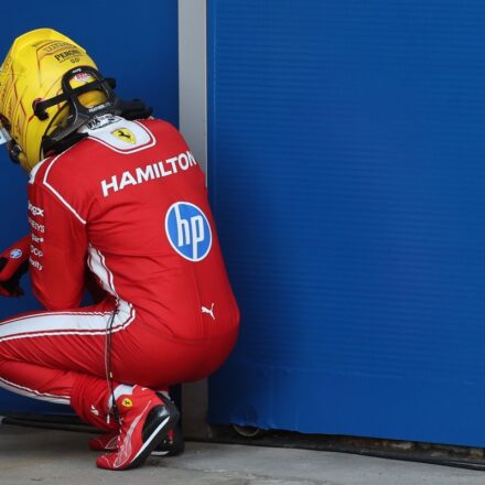 Vasseur tempère les ambitions de titre de Lewis Hamilton