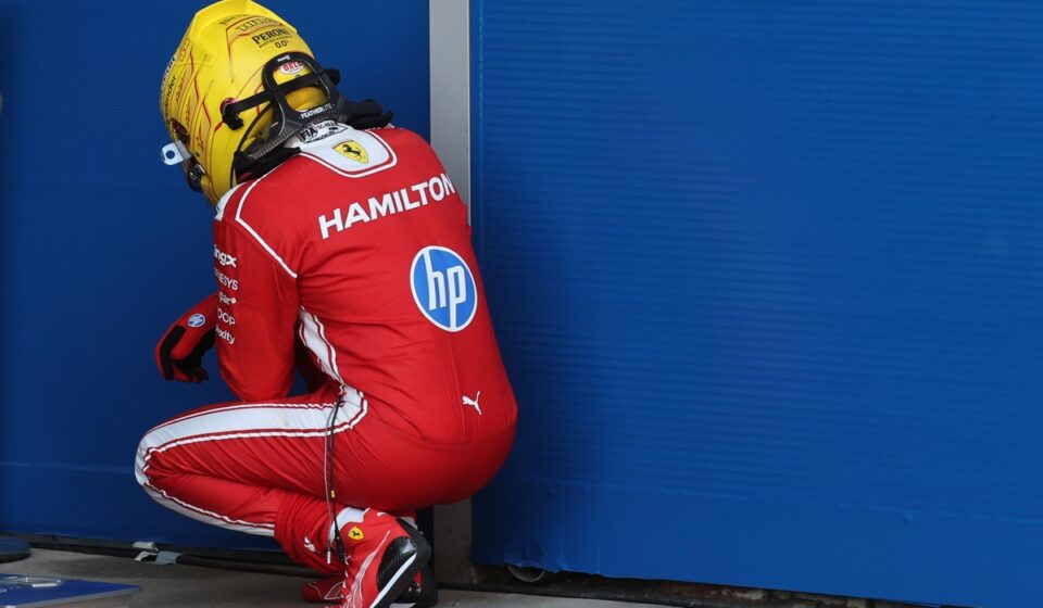 Vasseur tempère les ambitions de titre de Lewis Hamilton