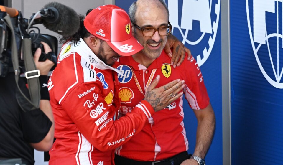 Carlo Santi va rester l'ingénieur de Lewis Hamilton