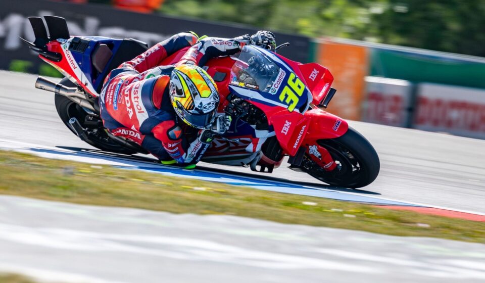 Mir surprend avec une course incisive... en gomme tendre