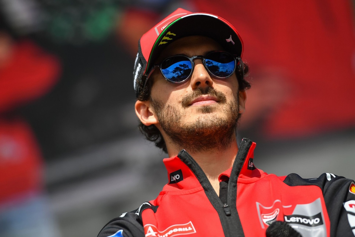 Bagnaia dit avoir "poussé" pour obtenir un contrat de 4 ans avec Aprilia