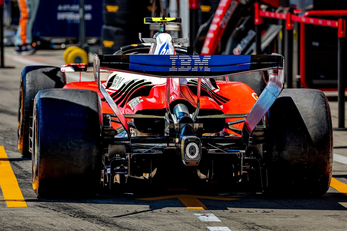 La FIA interdit les ailettes d'échappement typées Ferrari pour 2027