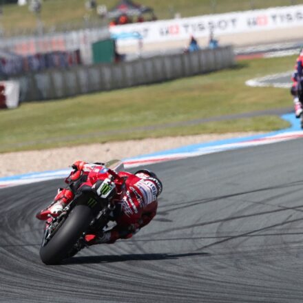 "Plus un volcan qu'un circuit" : Les pilotes MotoGP alertent sur la chaleur à Assen