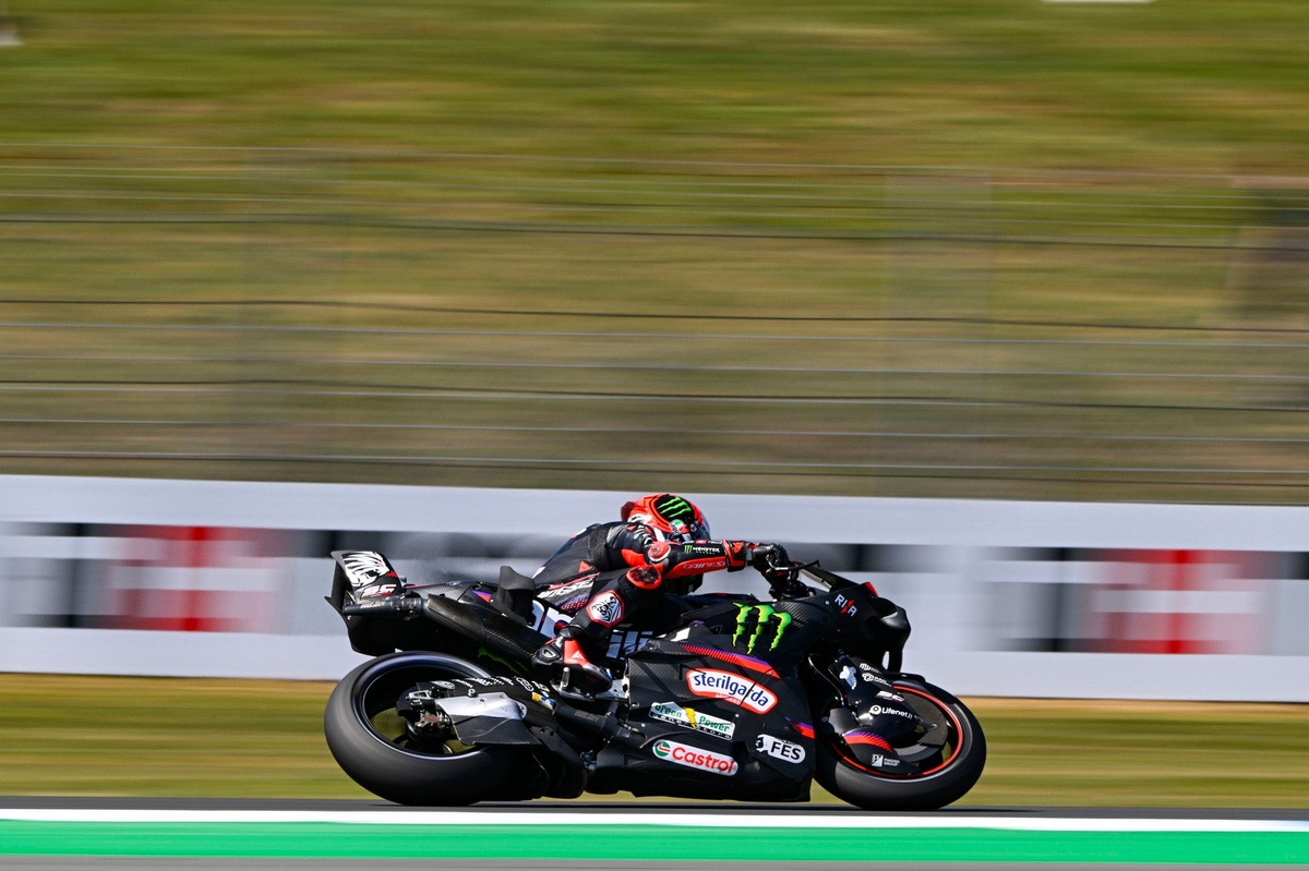 Bezzecchi mène un triplé Aprilia avant les qualifications