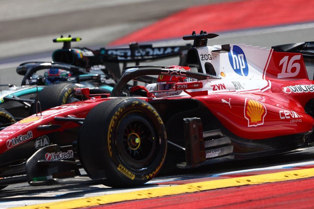 Charles Leclerc no resistió bien a Kimi Antonelli