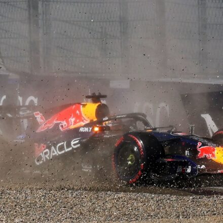 Crash de Verstappen : l'absence de double drapeau jaune pose question, la FIA s'explique