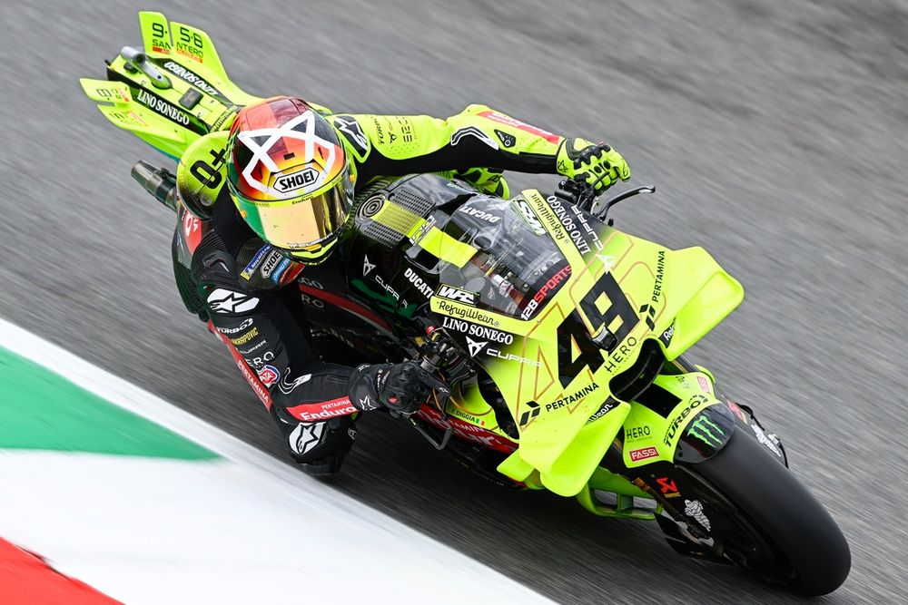 Fabio Di Giannantonio manejaba con el dedo relevado desde el Mugello