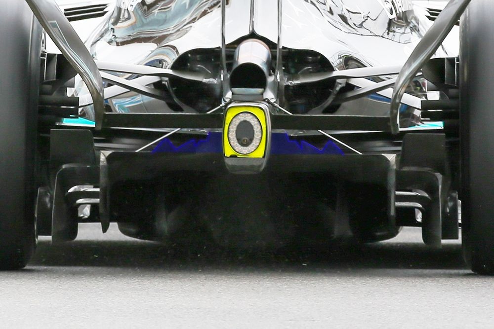 El diffuser de la Mercedes W17 en Montreal.