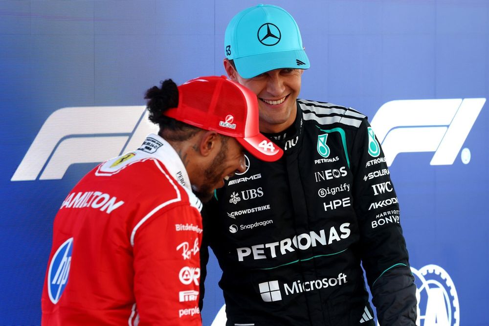 Lewis Hamilton retrouvera son ancien équipier George Russell - auteur de la pole - en première ligne ce dimanche.