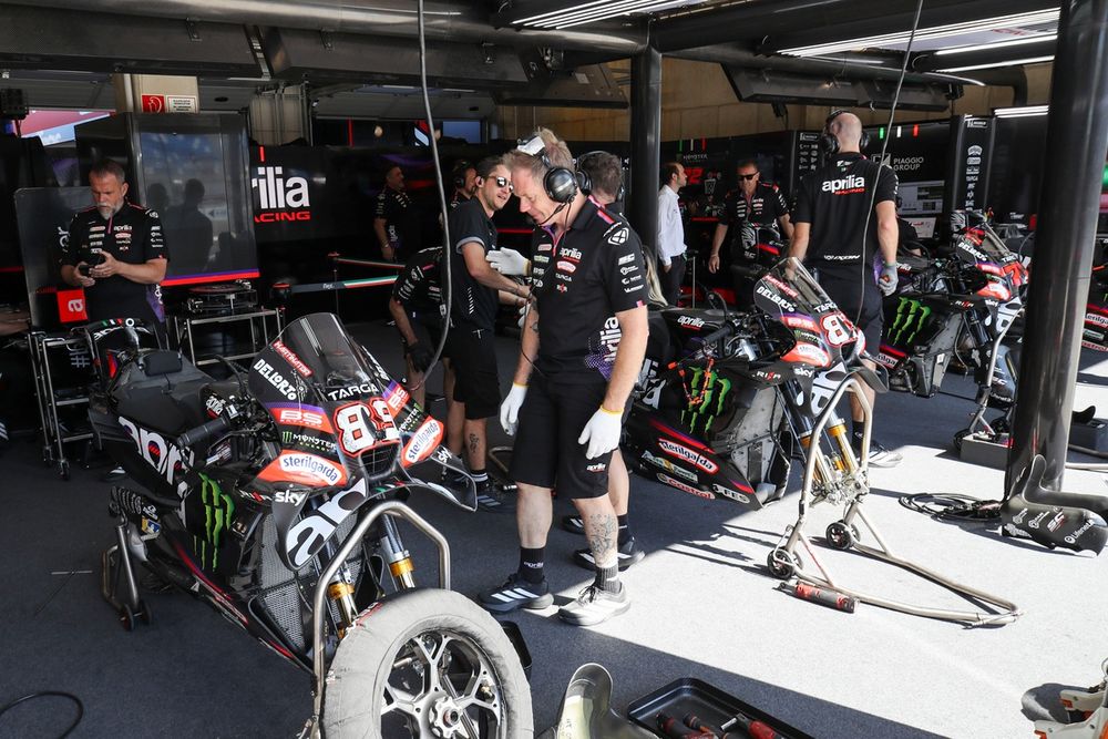 Reducir el número de motos en los talleres