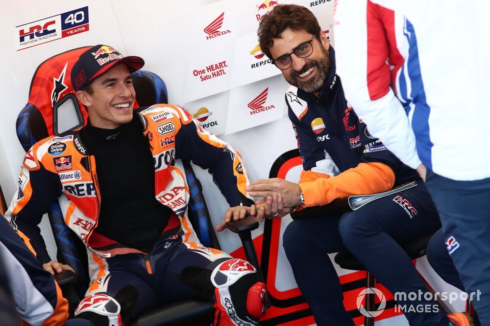 Marc Marquez, Repsol Honda Team, et Santi Hernandez, chef mécanicien